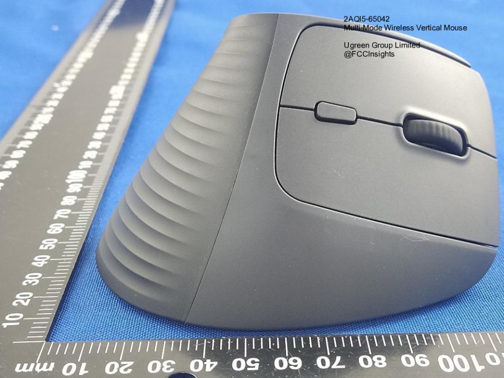 Multi-Mode Wireless Vertical Mouse 2AQI5-65042 manufactured by ugreen-group-limited