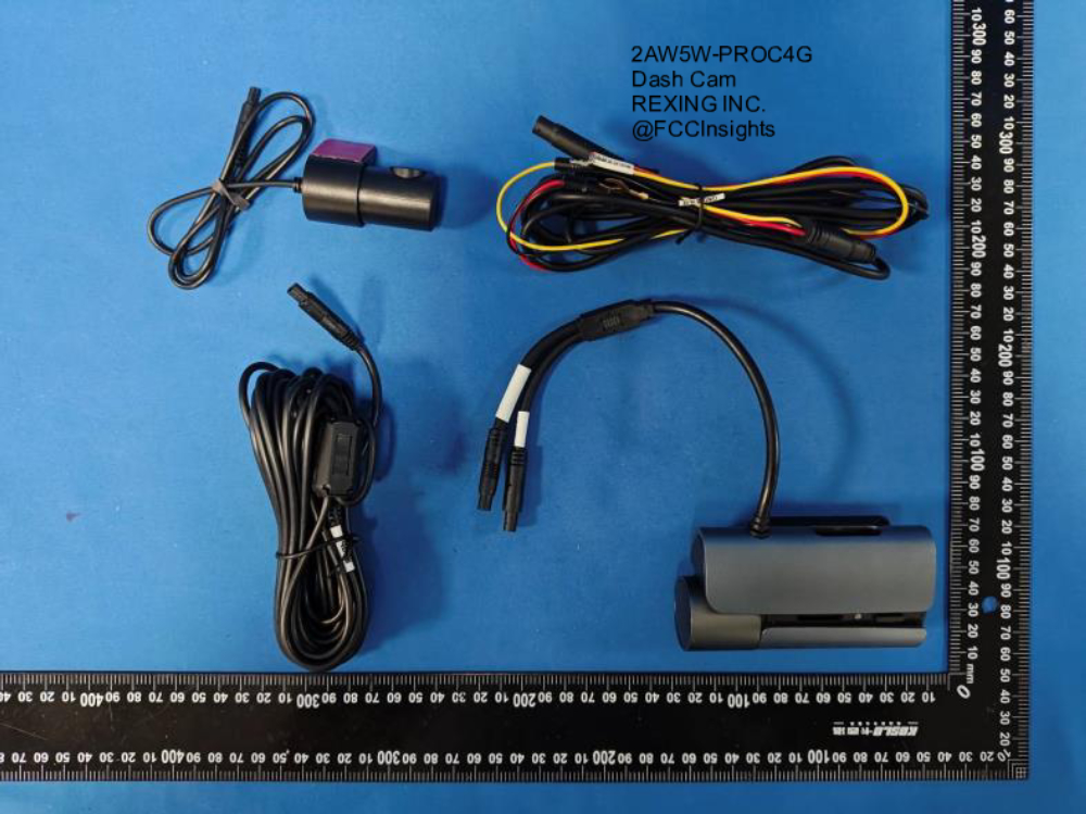 Dash Cam 2AW5W-PROC4G manufactured by rexing-inc